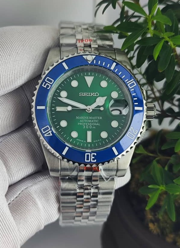 Seiko Mod Submariner NH35 Green Lunette Bleue